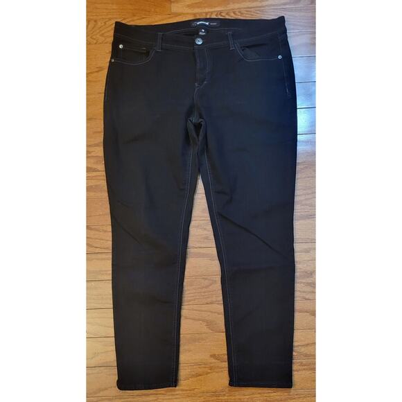 Jordache Jeans Womens 18 Black High Rise Skinny Faded Stretch Denim 38x29 - Picture 1 of 11